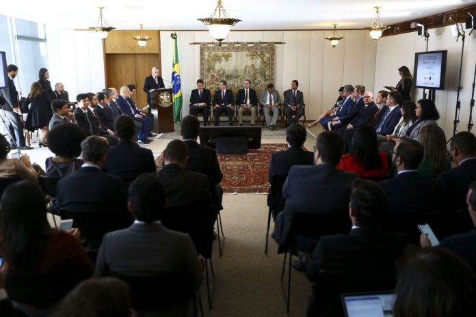 JUDICIÁRIO